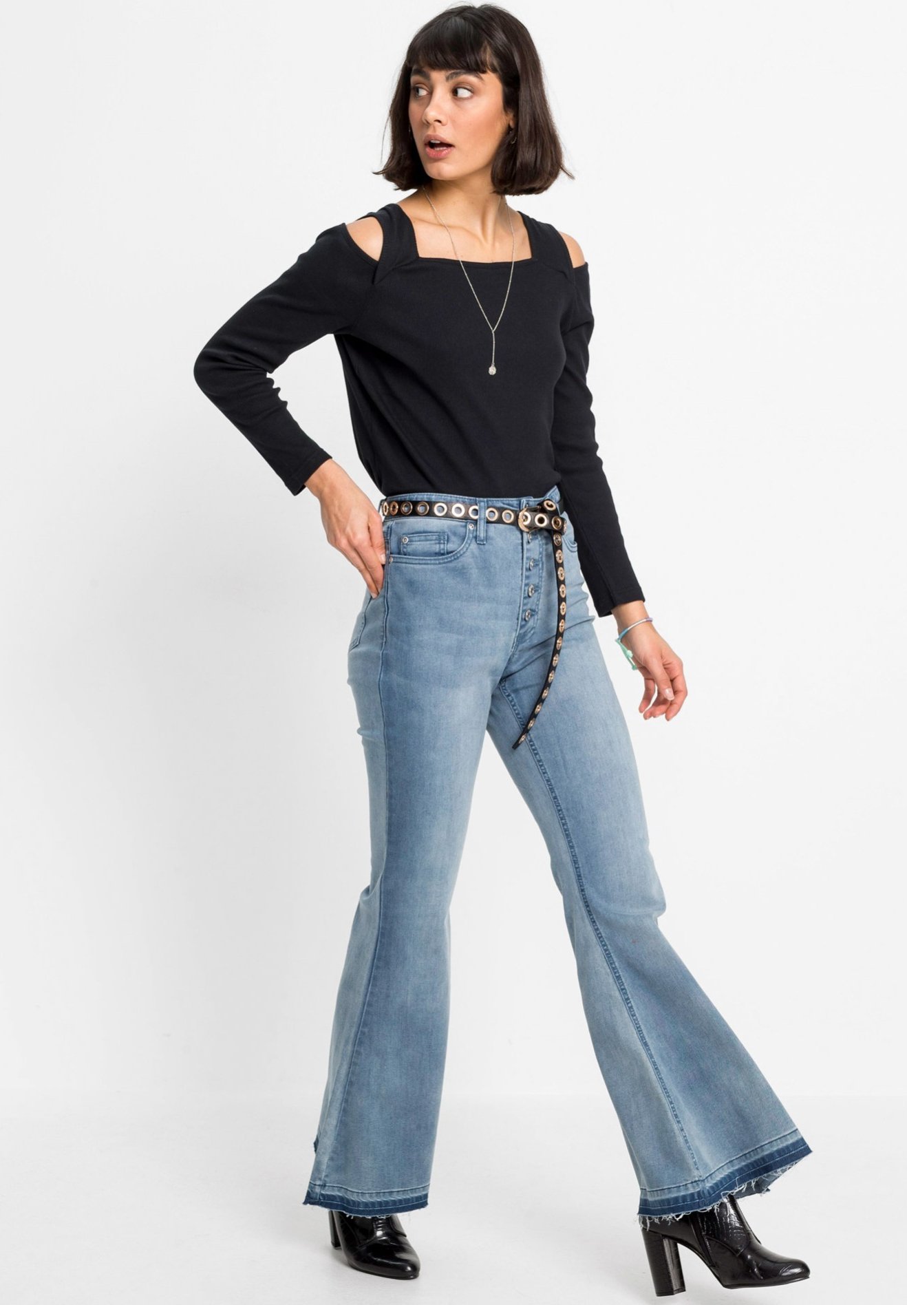 jeans a zampa bonprix