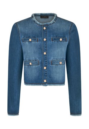 Blauwe crop spijkerjack met ronde, rafelige kraag, knoopsluiting aan de voorkant, twee borstzakken en twee taillezakken met kleppen en knopen.