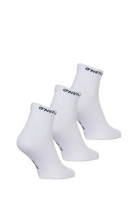 Chaussettes blanches à la cheville avec un haut côtelé, arborant le logo noir "O'Neill". Le tissu a une texture lisse et est extensible.