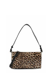 Handtasche mit Leopardenmuster und schwarzem Leder-Schulterriemen. Besticht durch eine elegante rechteckige Form und ein metallisches Markenlogo auf der Vorderseite.