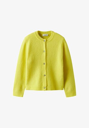 Gul uldcardigan med rund halsudskæring, der har seks knaplukninger i sølv. Blød tekstur og ribstrikkede ærmekanter fuldender designet.