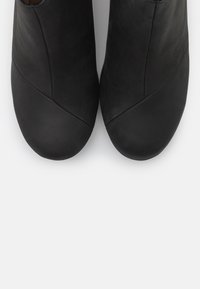 TOMS Ankle boot