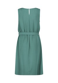 Ärmelloses grünes Kleid mit geraffter Taille, einem Schlüsseleingang auf der Rückseite und glatter Stofftextur. Mit einem taillierten Bund und knielangem Schnitt.
