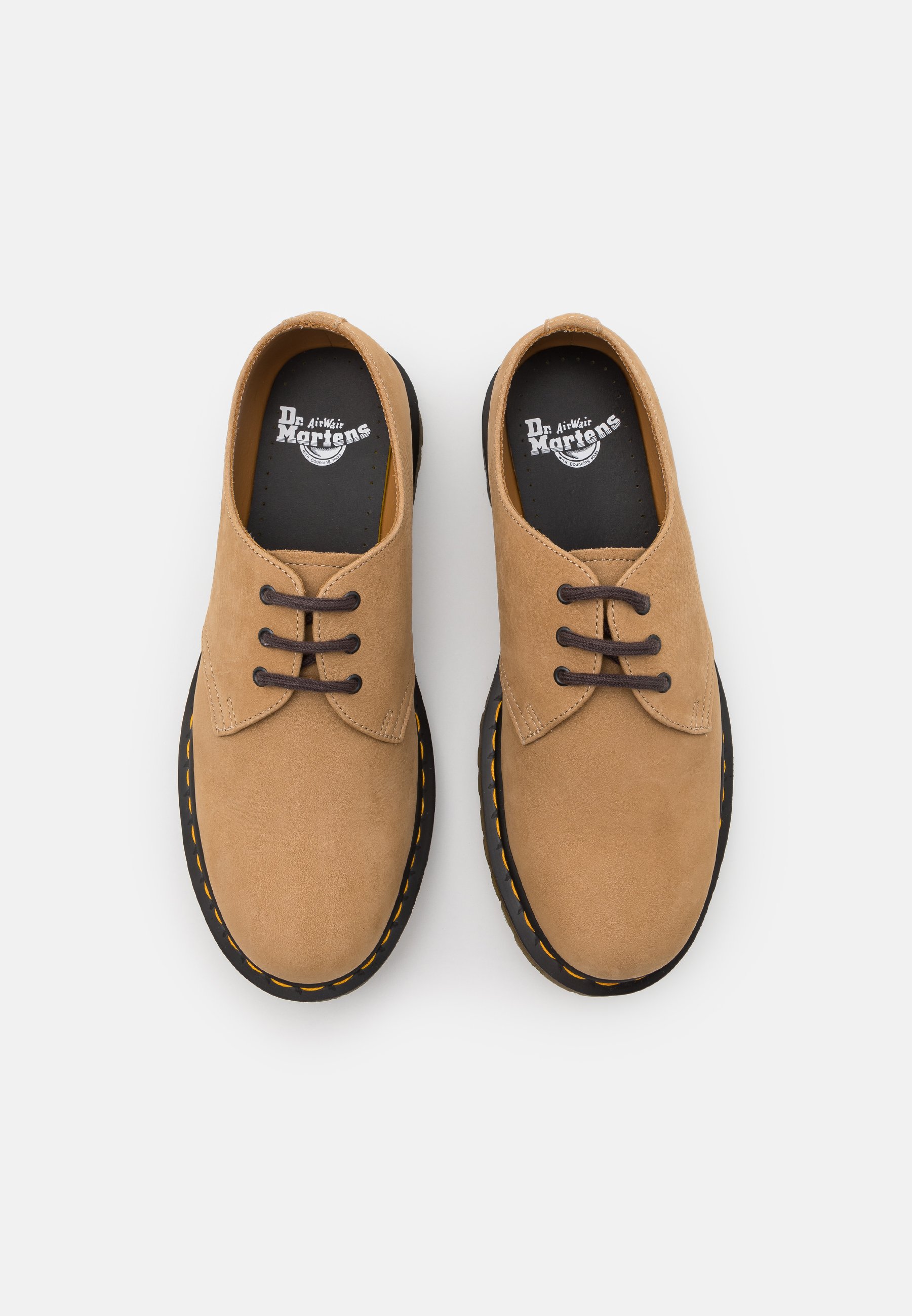 dr martens 3 eyelet shoes