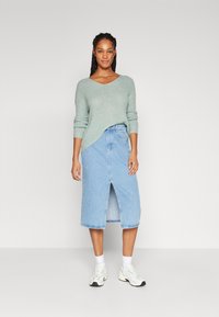 JDY JDYNEW MEGAN  PULLOVER - Maglione - abyss detail:w.white ply