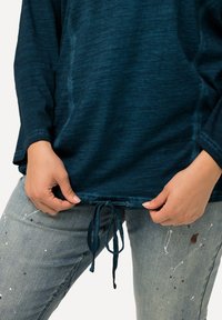 Ulla Popken Langarmshirt - dark blue