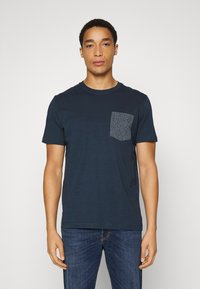 Selected Homme SLHNALE ONECK TEE - T-shirt estampada - navy blazer