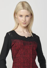 Koroshi Top s dlhým rukávom - rojo   red