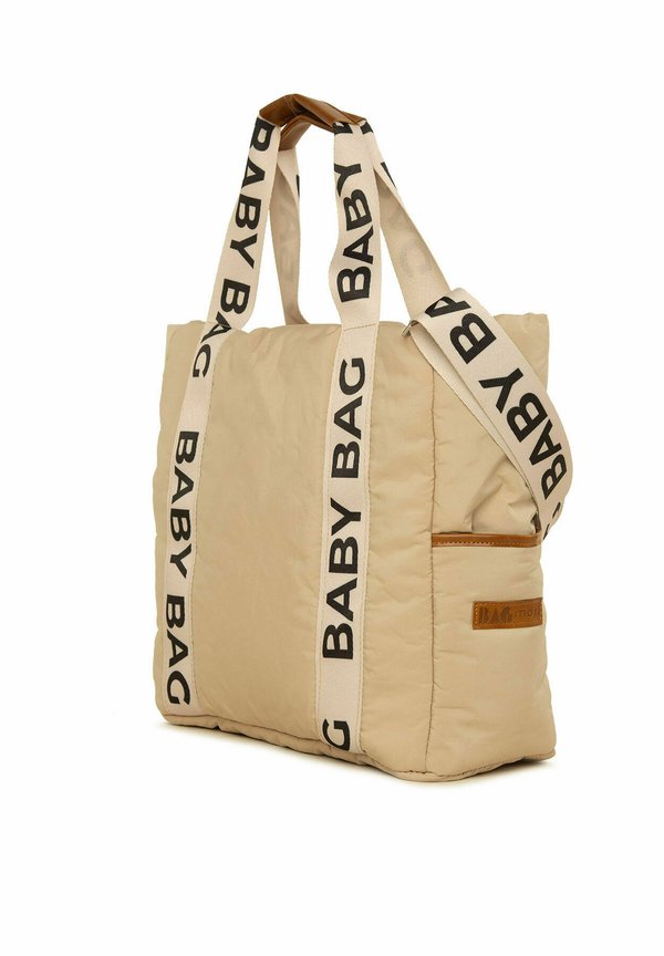 BABY BAG STRAPPED DIAPER BAG – Wickeltasche – braun