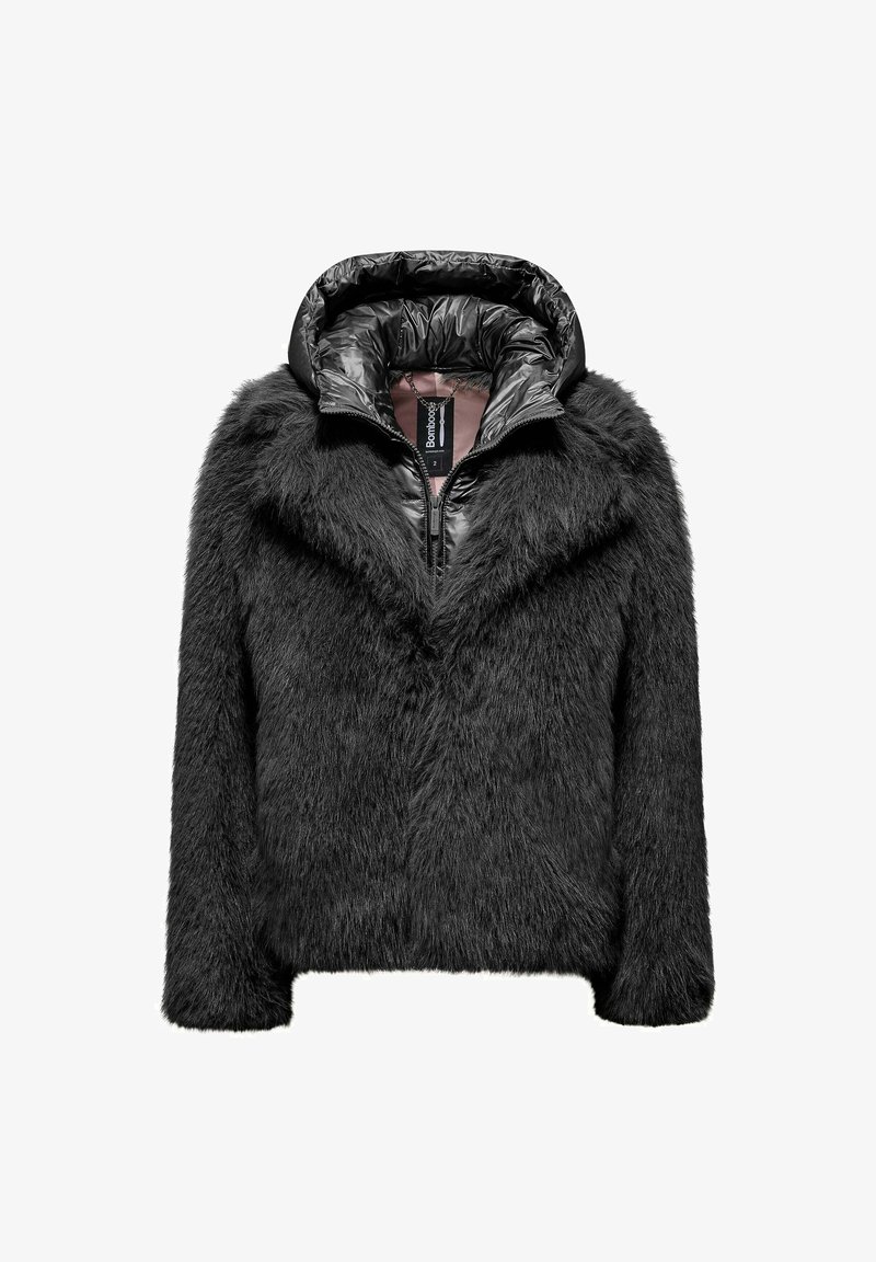 Giacca nera in pelliccia sintetica con interno imbottito e cappuccio. Presenta una zip sul davanti, maniche lunghe e una superficie morbida e testurizzata.
