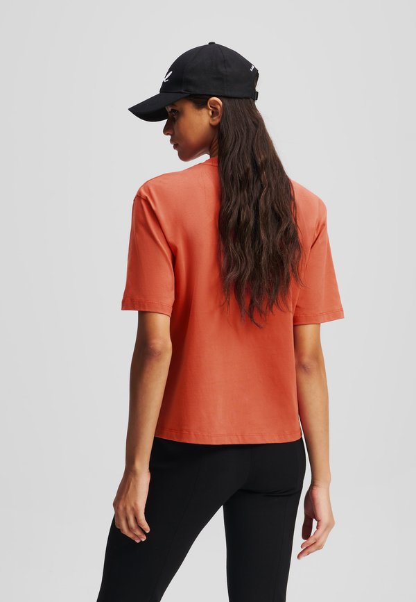 SIGNATURE HEM - Print T-shirt - cinnabar3