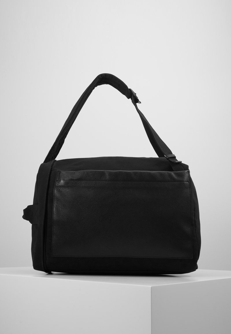 Zign Urheilukassi - black