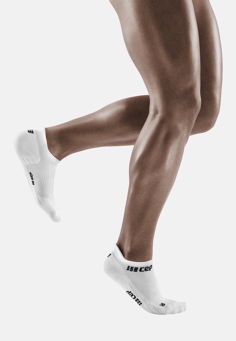 CEP COMPRESSION NO SHOW - Trainer socks - white
