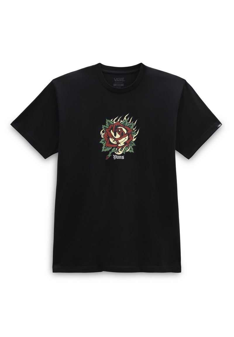 Camiseta negra de manga corta con un gráfico de rosa colorida, hojas verdes y acentos de llamas; logo de "Vans" impreso debajo. Material de algodón suave.