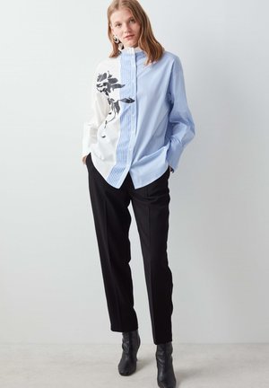 LINE PATTERN - Skjorta - l.blue