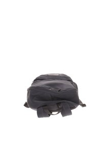 Zaino realizzato in materiale sintetico grigio, con forma arrotondata, spallacci imbottiti, molteplici scomparti con zip e pannello posteriore testurizzato.