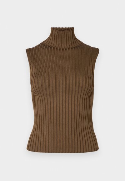 Top canelado castanho com design sem mangas, apresentando um colarinho alto e silhueta ajustada. Textura suave e detalhes de costura uniforme.