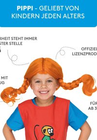 Pippi Langstrømpe kostume med en orange fletning paryk og en rød top med blå ærmer, prydet med et tegneserieabe grafik.