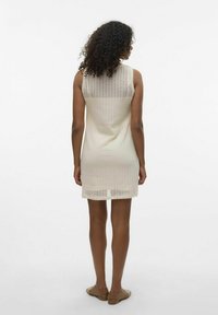 Vero Moda VMCAILEY KURZES - Robe fourreau - birch