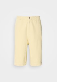 Seleccionado, tender yellow