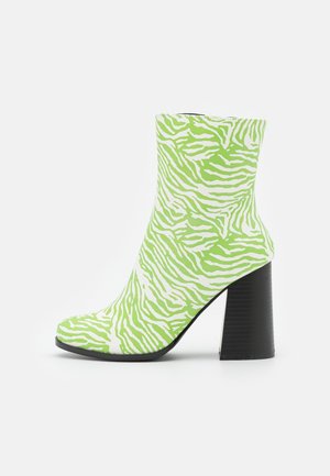 Bottines à talons hauts - green
