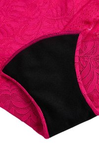 Marks & Spencer - Majtki menstruacyjne