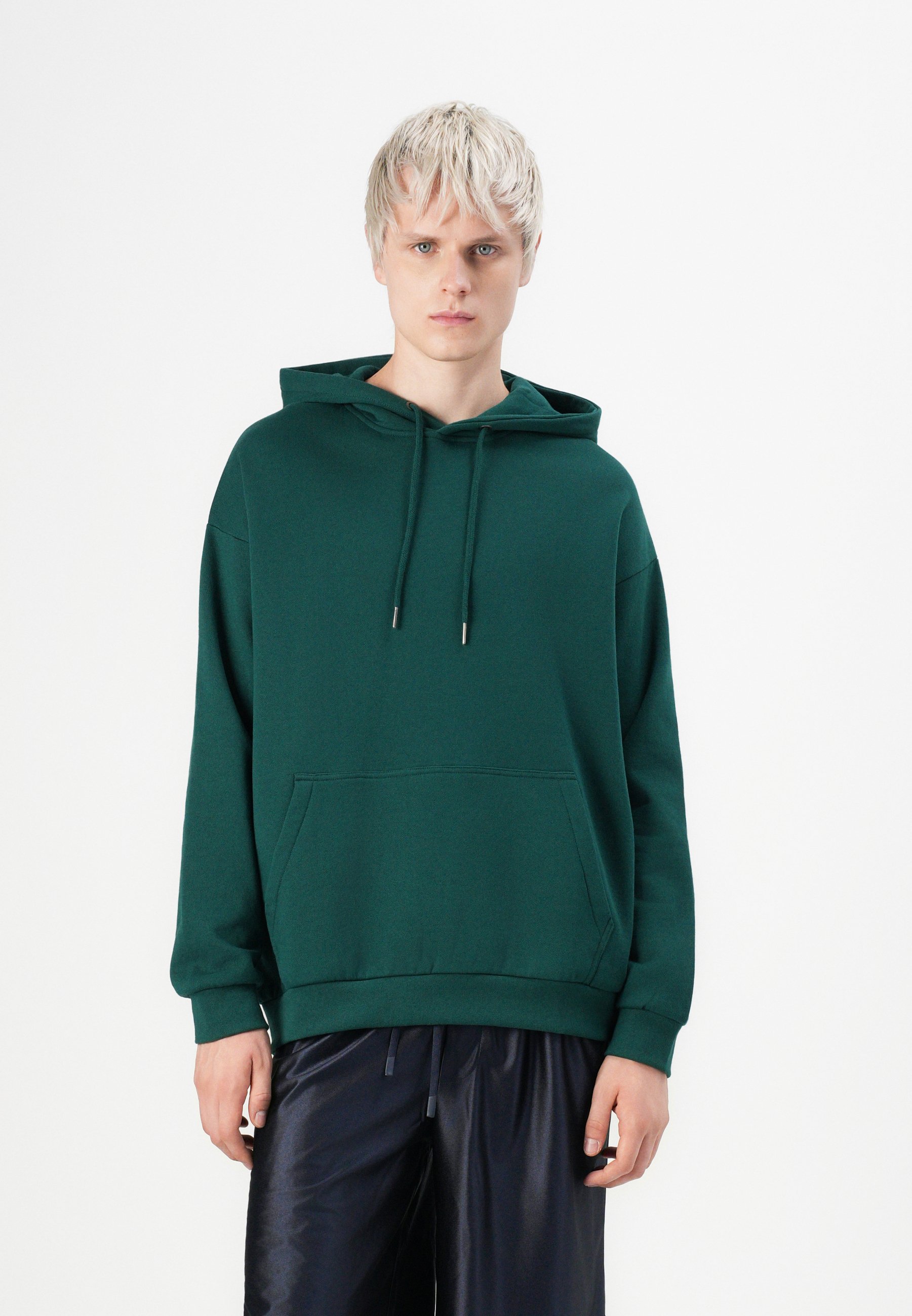 YOURTURN UNISEX Jersey con capucha dark green/verde oscuro