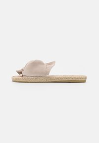 PLAGE BOUCLE  - Mules - beige