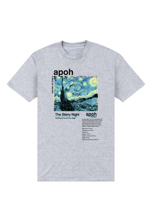 Maglietta grigia con sezione stampata de "La notte stellata" di Van Gogh, con testo che spiega l'opera e il marchio "apoh".