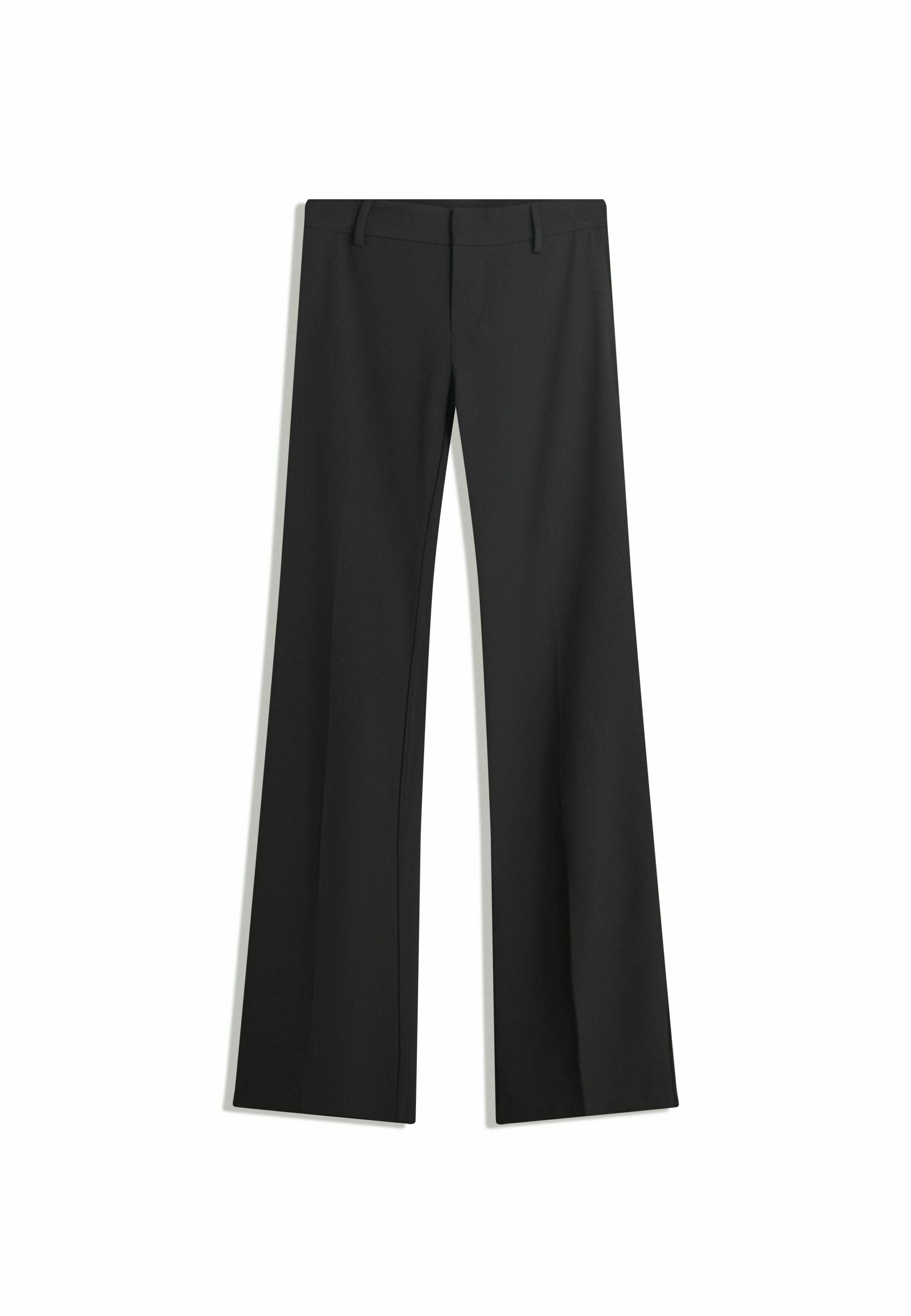 Low-rise trousers