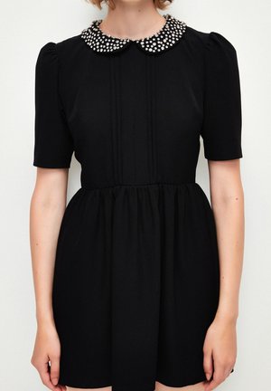 Koktejlové šaty / šaty na párty - black