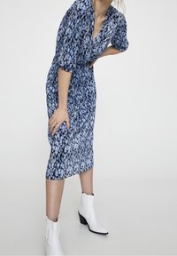 PULL&BEAR Vardagsklänning - blue