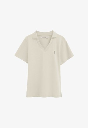 Beige Polohemd mit kurzen Ärmeln, V-Ausschnitt und kleinem, gesticktem Polo-Spieler-Logo auf der linken Brust.