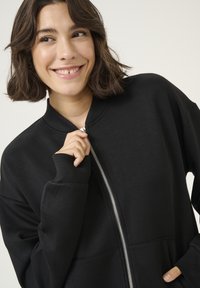 Kaffe ANNIKA - Bomber jakna - black deep