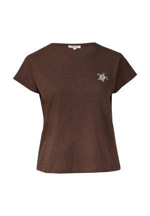 Braunes T-Shirt mit kurzen Ärmeln, das eine lockere Passform, eine weiche Textur und ein kleines Schildkrötenmotiv auf der linken Brust hat. Rundhalsausschnitt.
