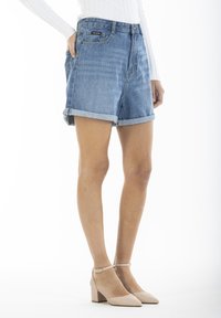 Rica Lewis TAILLE HAUTE BARB - Short en jean - bleu