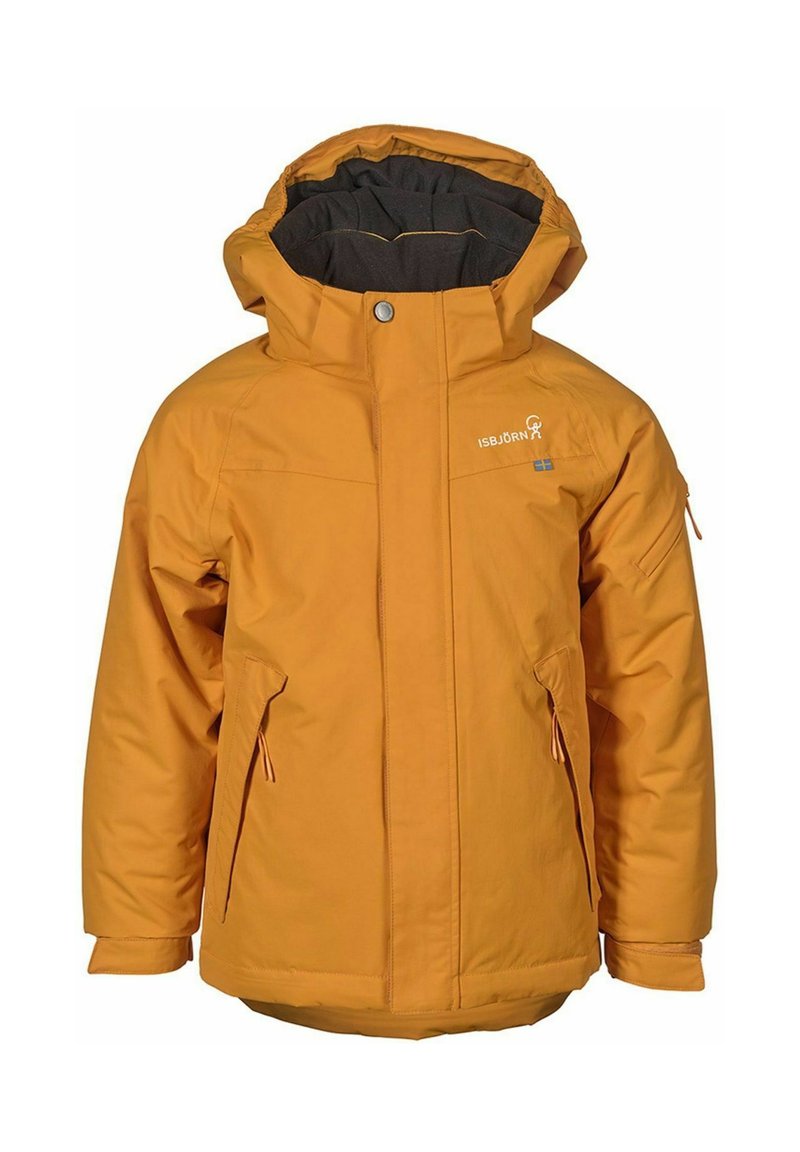 Orange isolerad jacka med huva, dragkedja fram och sidofickor. Har en svart foder och logotyp på bröstet. Slät textur.