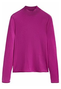 Lange mouw magenta trui met een hoge ribbelkraag en een gladde, eentonige textuur.