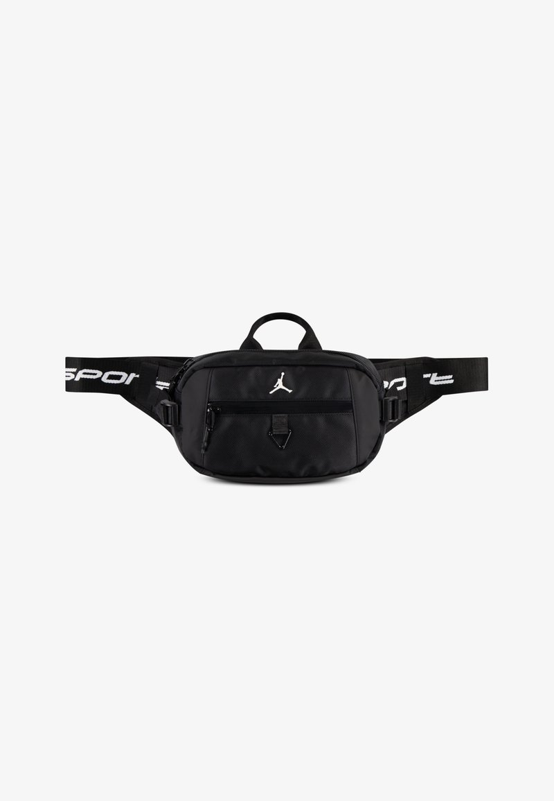 Saco de cintura preto da Jordan com acabamento texturizado, apresentando um bolso com fecho na frente, correia ajustável e logotipo icônico na frente e na correia.