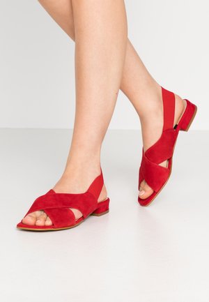 Tamaris Sandals - lipstick