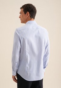 Seidensticker BUSINESS SHAPED - Camicia elegante - blue