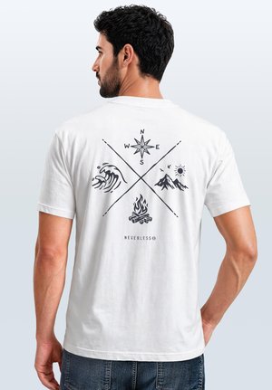 Neverless, HERREN T-SHIRT BACKPRINT - OUTDOOR DESIGN NATURE COMPASS - - Print T-shirt - weiß