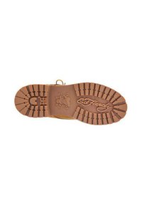Sohle eines tanfarbenen Ed Hardy-Stiefels mit tiefen Profilen, geprägtem Logo und floralem Design in der Mitte.