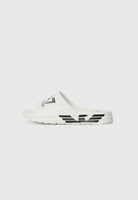 Unselected, white/black