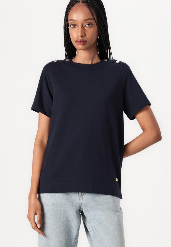 TAMA - Basic T-shirt3