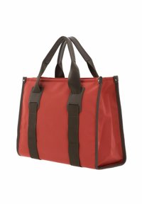 Borsa a tracolla in tessuto rosso con manici marrone scuro. Design strutturato, forma rettangolare, superficie liscia e dettagli di cucitura rinforzati.