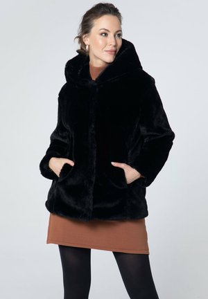 Chaqueta de invierno - schwarz