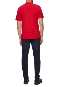 s.Oliver MIT FRONT - T-Shirt print - rot