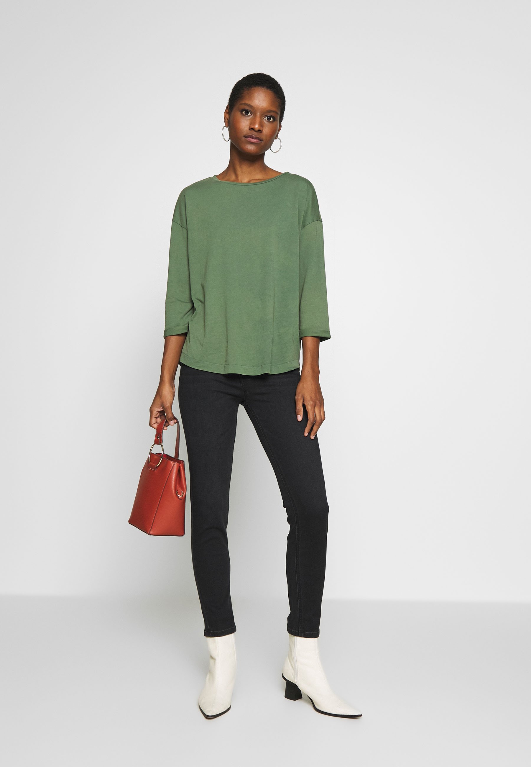 edc by Esprit CORE Topper langermet khaki green Zalando.no Esprit CORE - Leggings - black