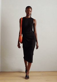 Marc O'Polo DRESS MIDI LENGTH GATHERING AT WAIST - Enostavna obleka - black